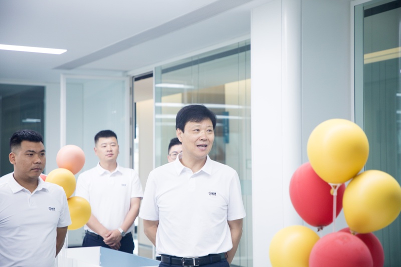 1748738552970256bsZ5.jpg CT7A3722.jpg